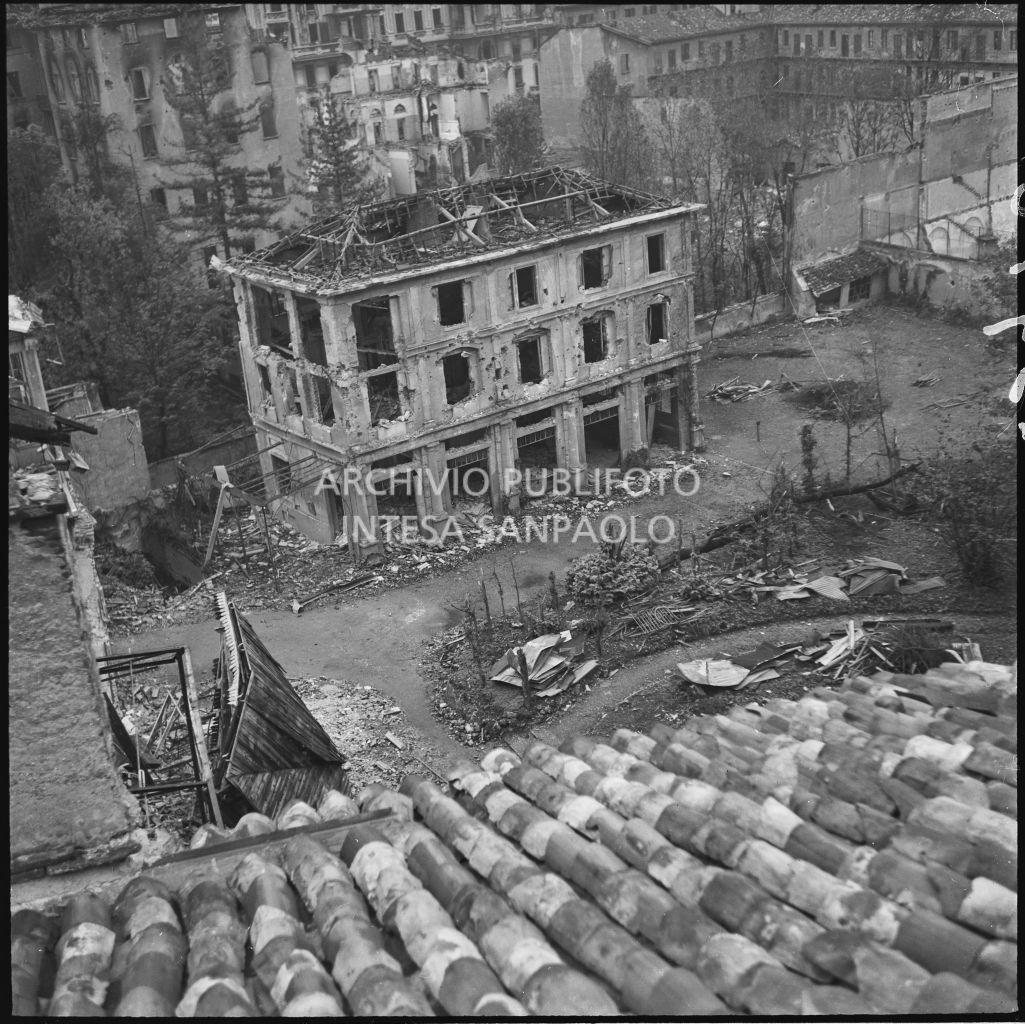 Bombardamenti. Castelbarco