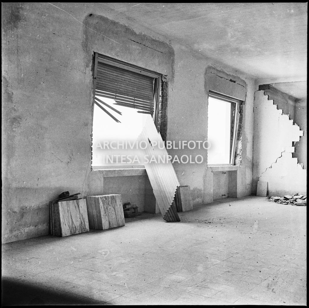 Bombardamenti. Carbone Ing.