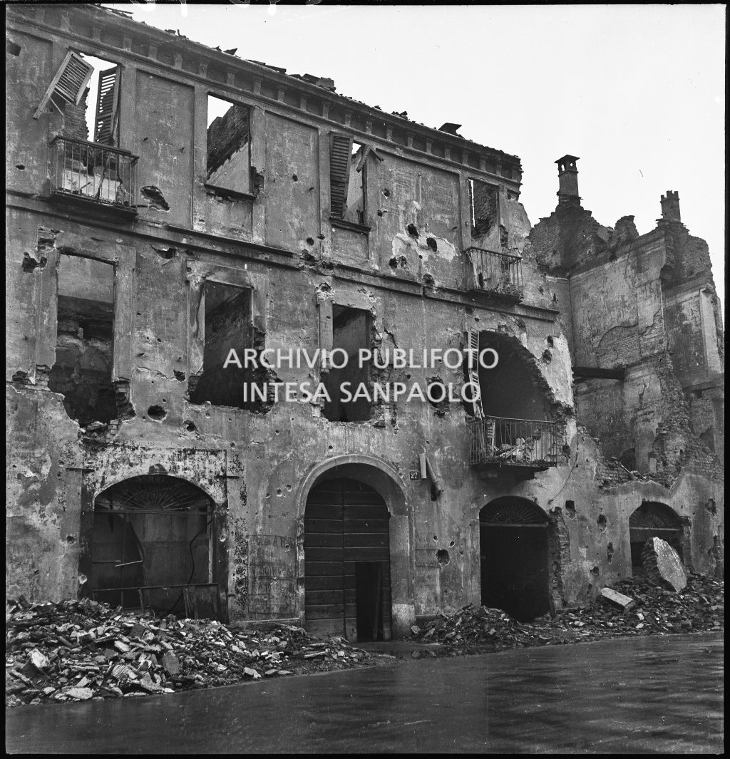 Bombardamenti. Colfar