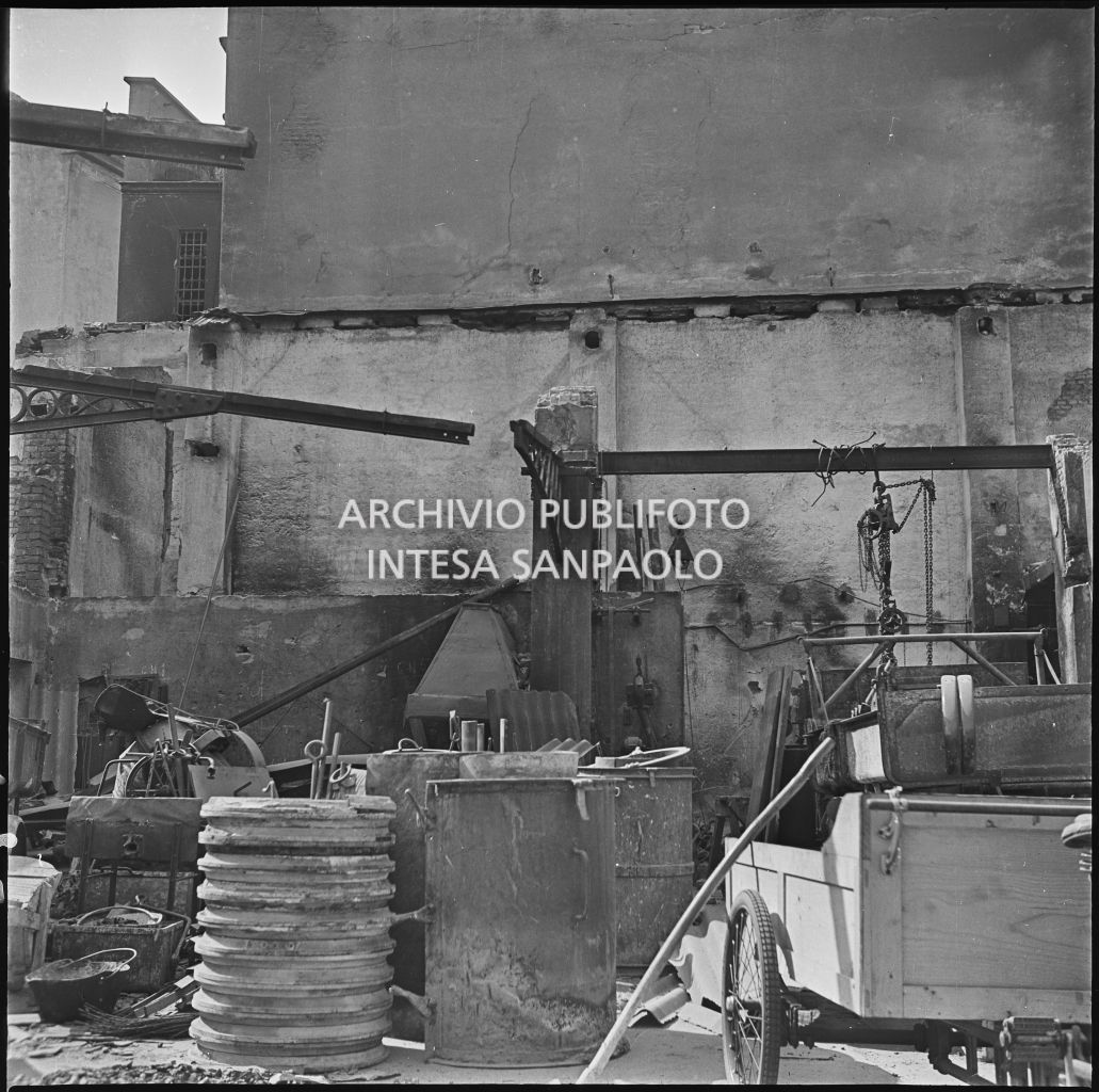 Bombardamenti. De Grandi