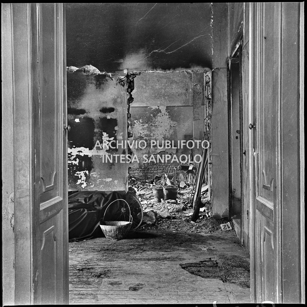 Bombardamenti. De Grandi