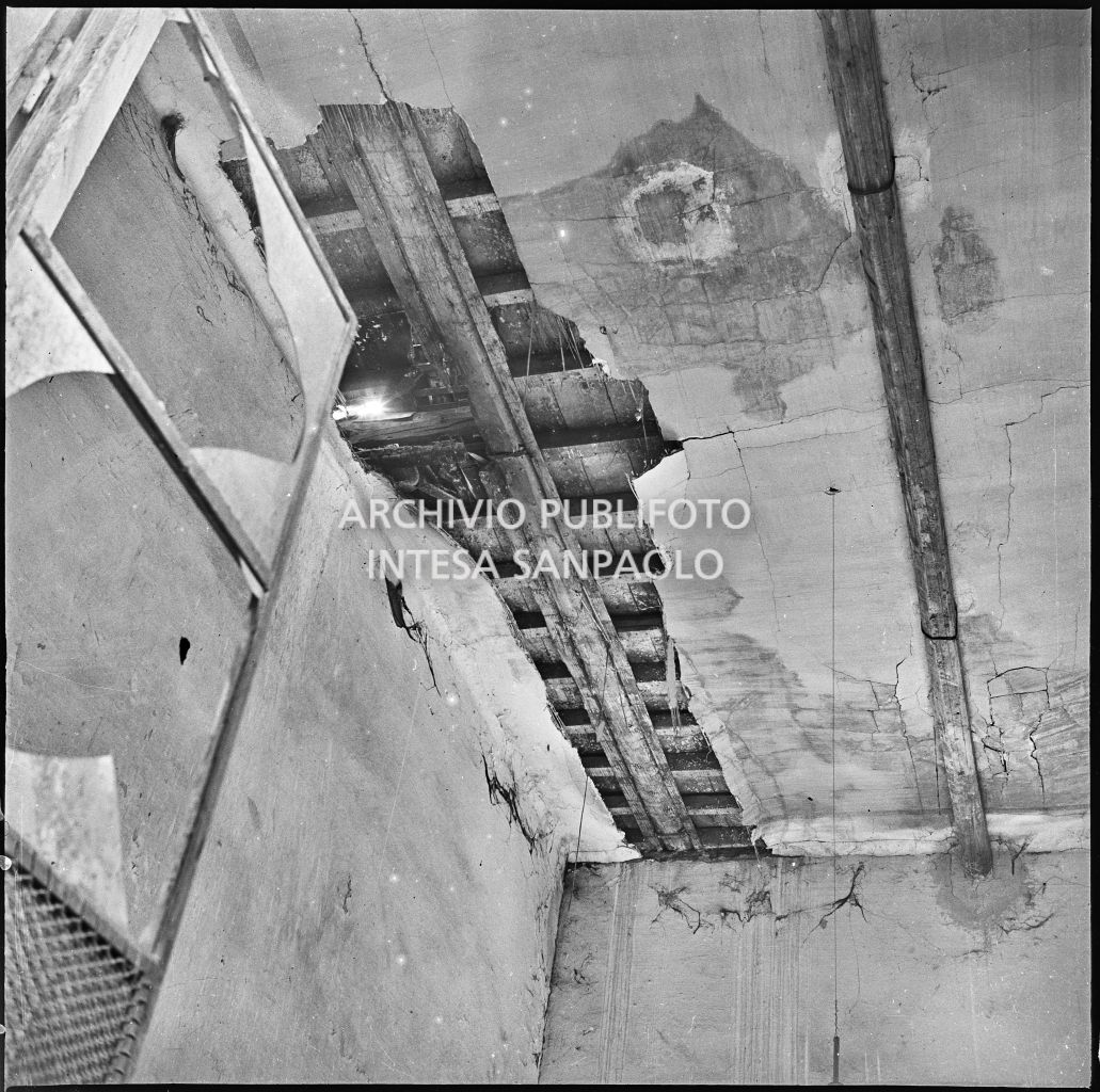 Bombardamenti. Ghezzi. Porta Volta