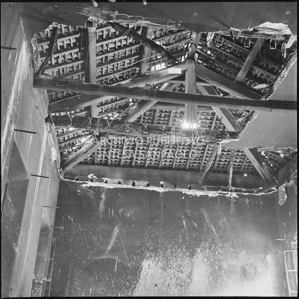 Bombardamenti. Ghezzi. Porta Volta