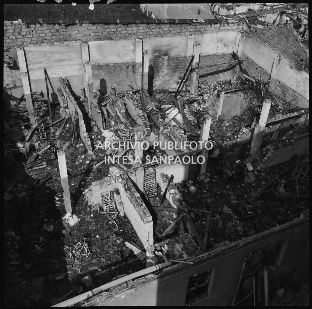 Bombardamenti. Moneta