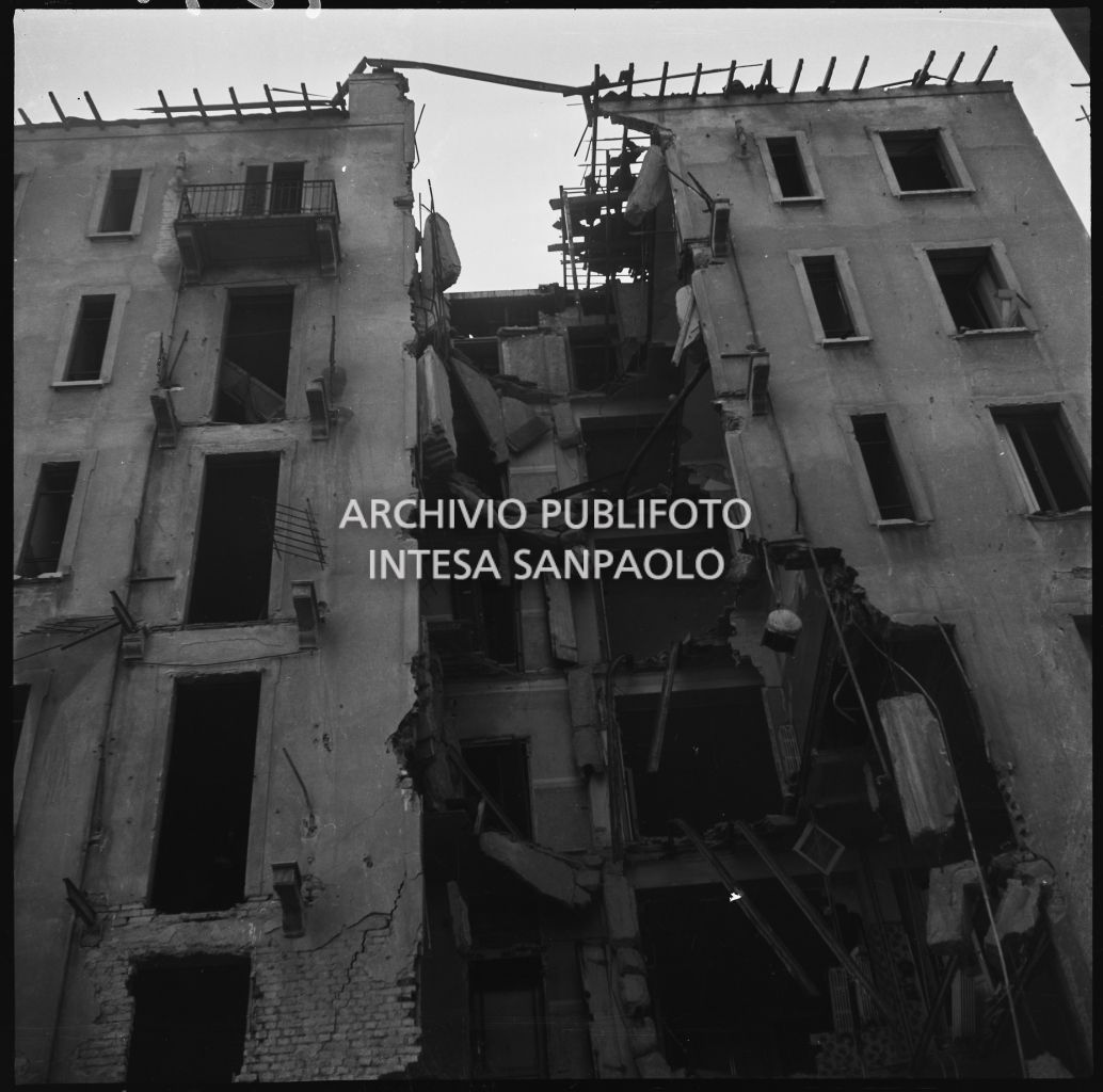 Bombardamenti. Moneta