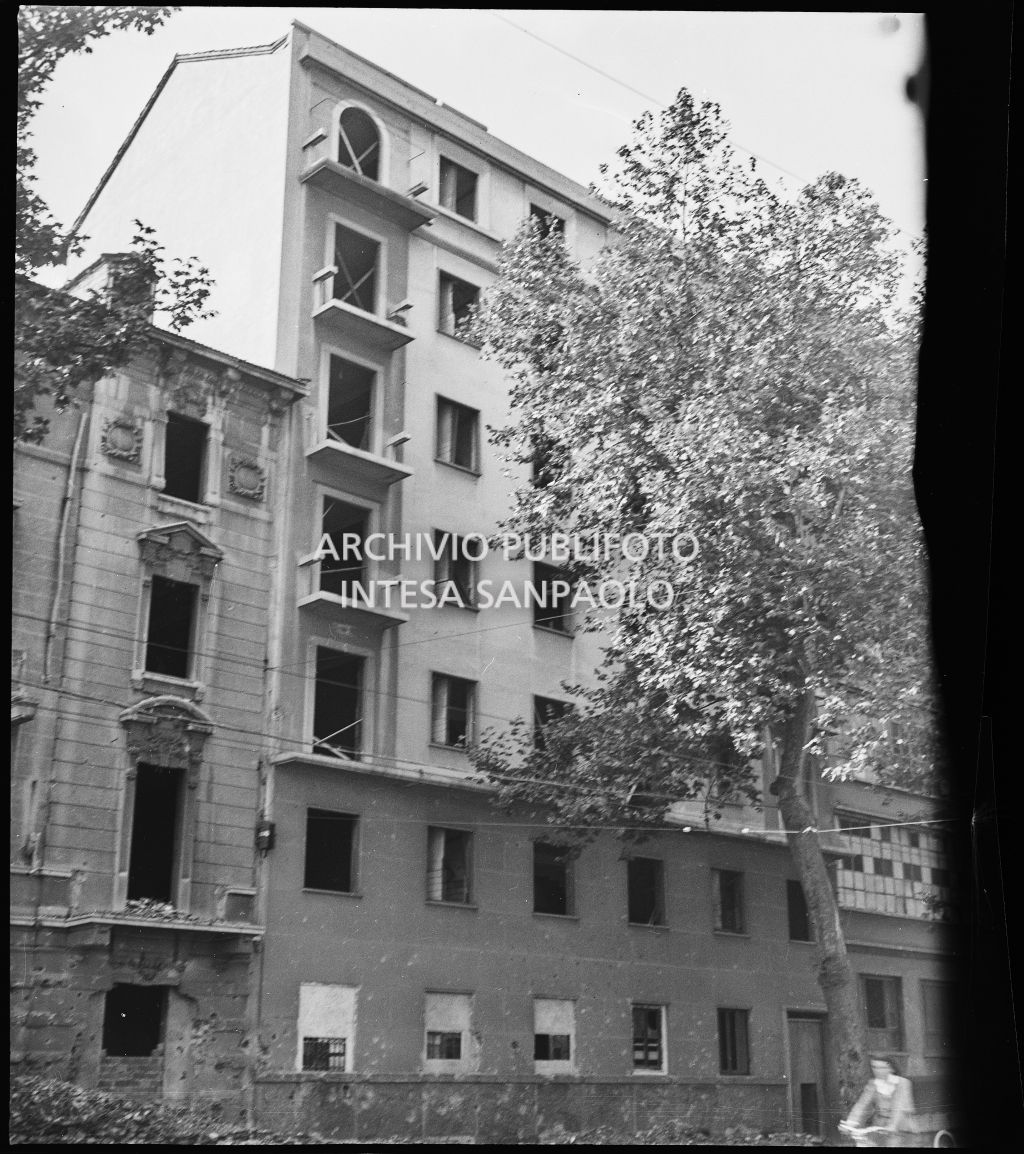 Bombardamenti. Moneta