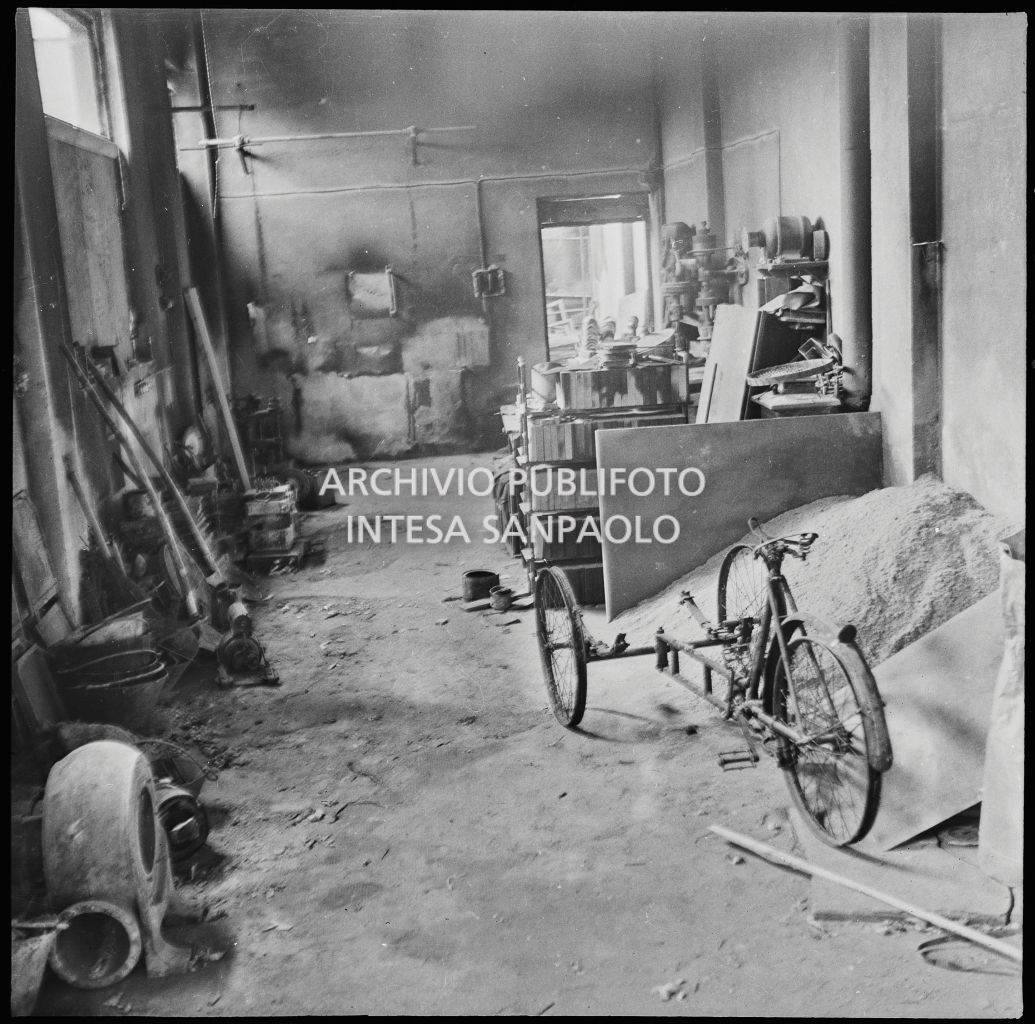 Bombardamenti. Moneta