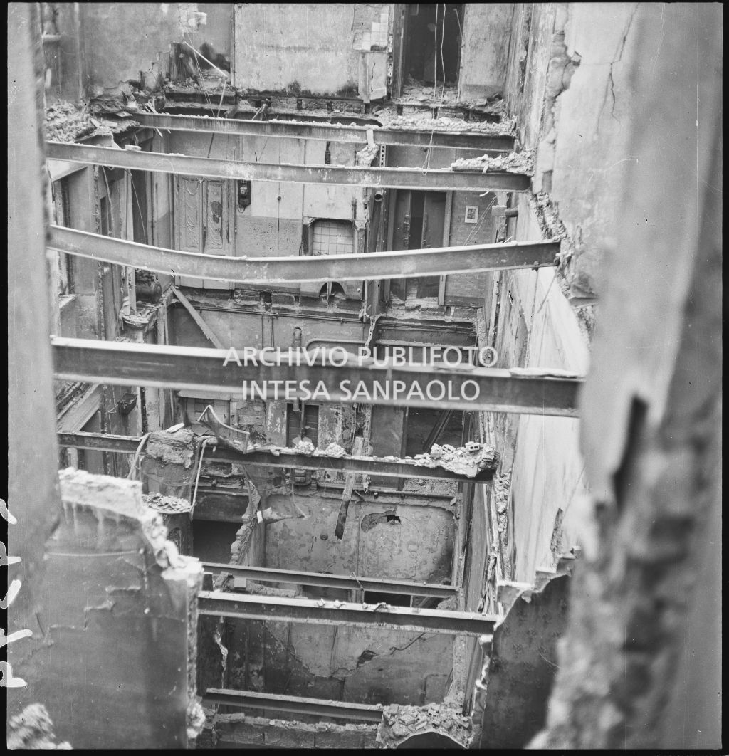 Bombardamenti. Monza. Via Manin 21