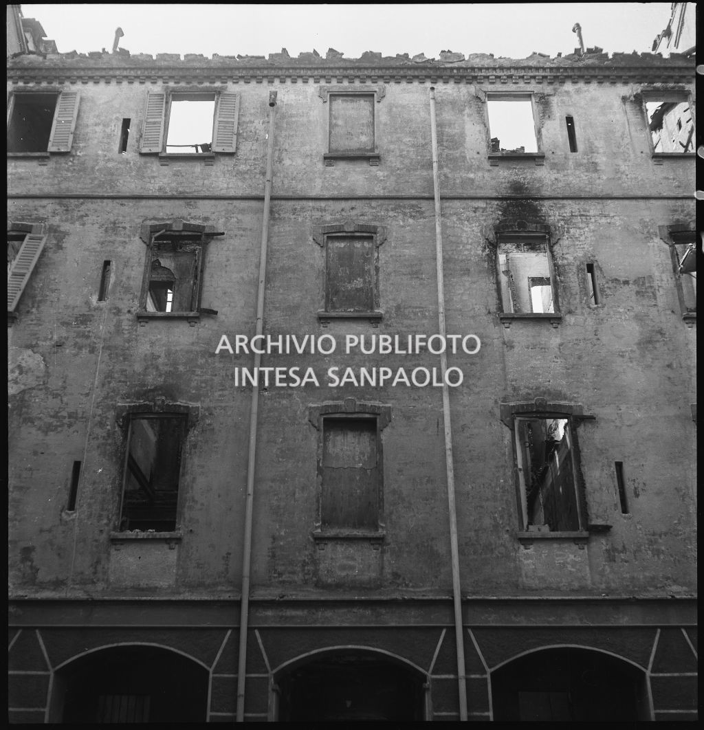 Bombardamenti. Monza. Via Manin 21