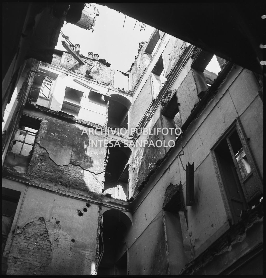 Bombardamenti. Monza. Via Manin 21
