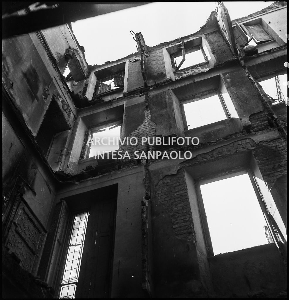 Bombardamenti. Monza. Via Manin 21