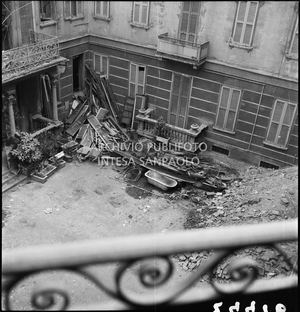 Bombardamenti. Monza. Via Manin 21