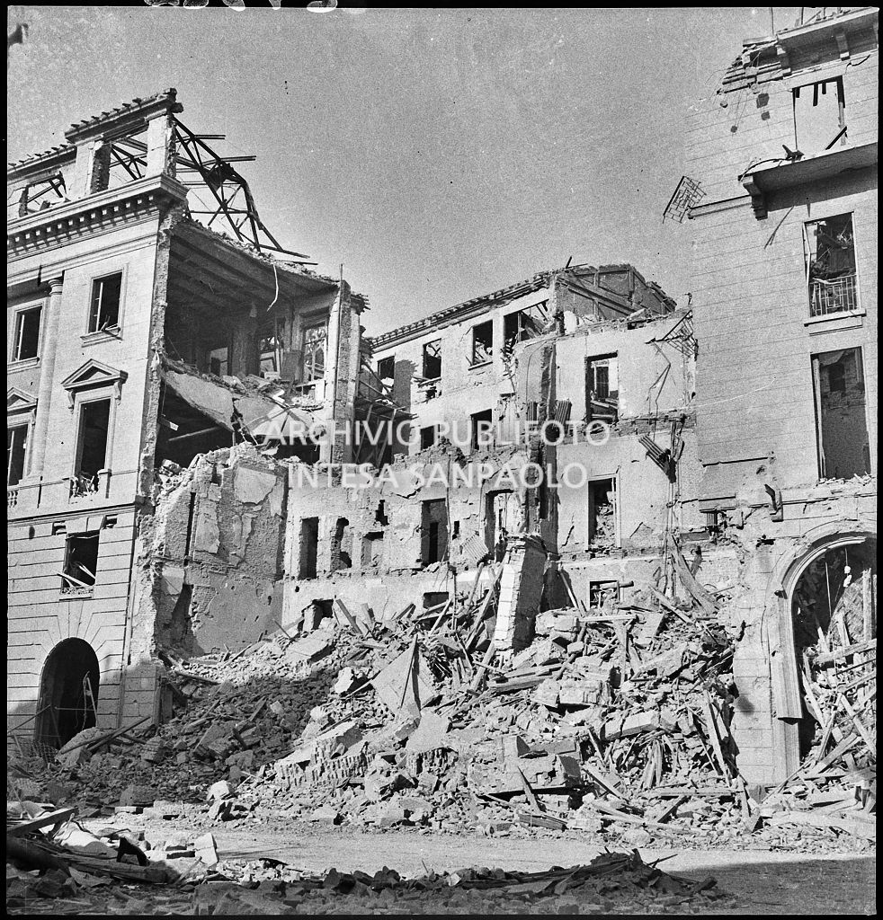 Bombardamenti. Montecatini. Palazzo Vecchio