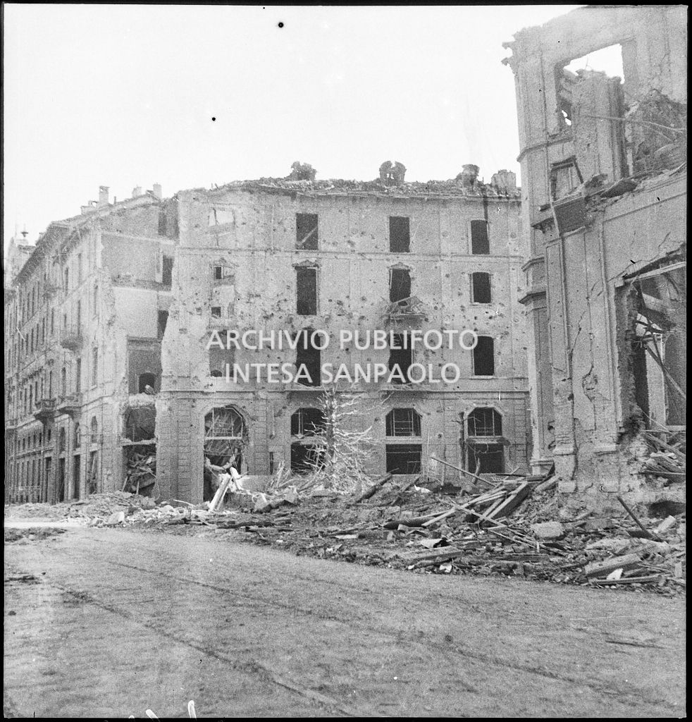 Bombardamenti. Montecatini. Palazzo Vecchio