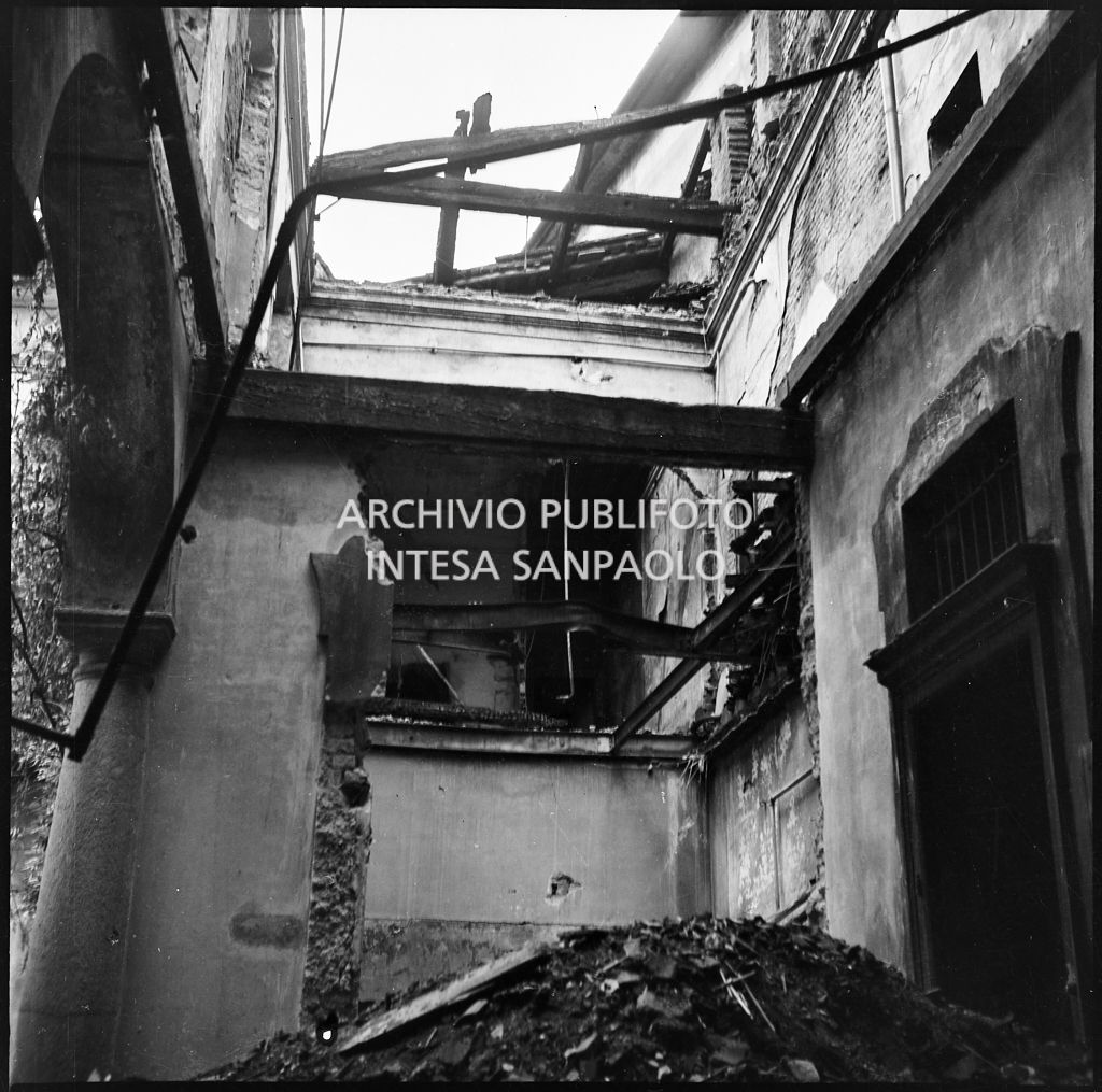 Bombardamenti. Montecatini. Palazzo Melzi d'Eril