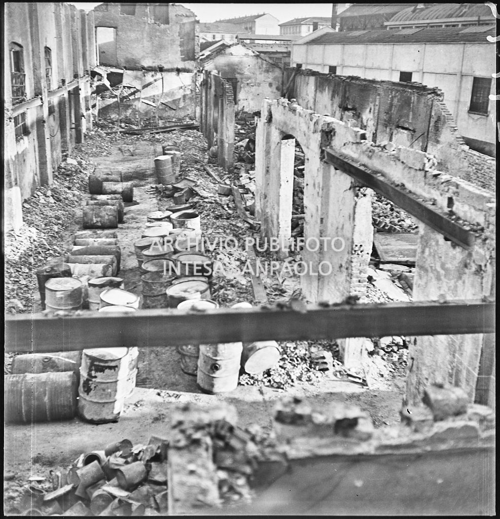 Bombardamenti. Montecatini. Via Tortona