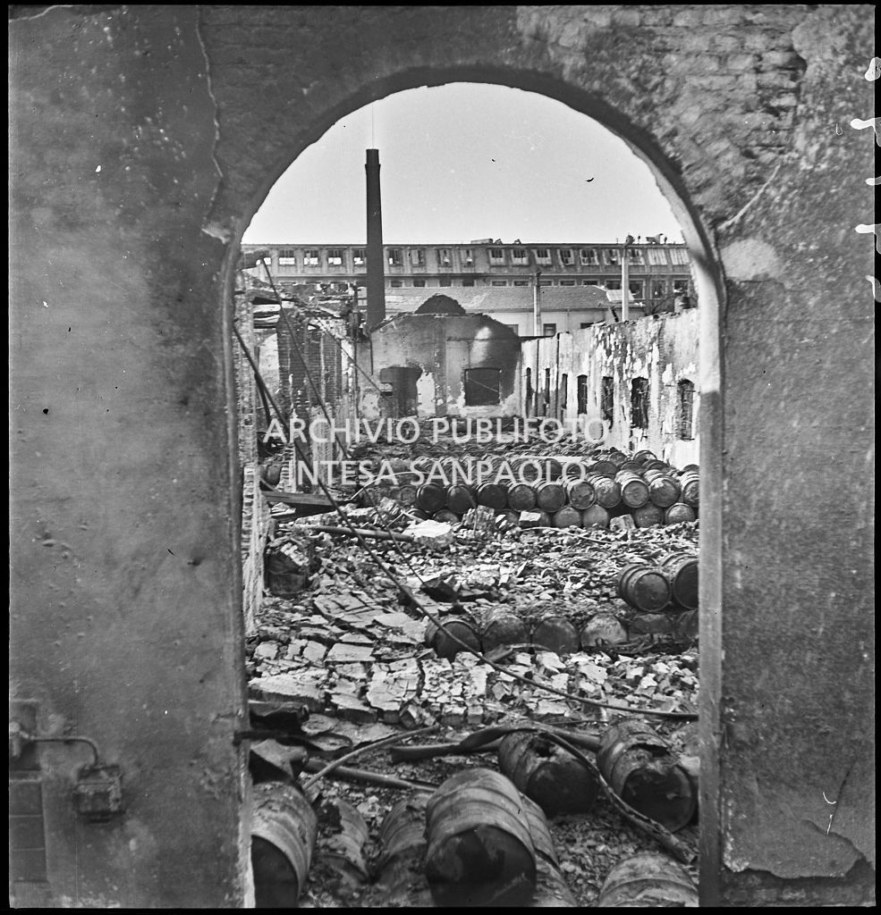 Bombardamenti. Montecatini. Via Tortona