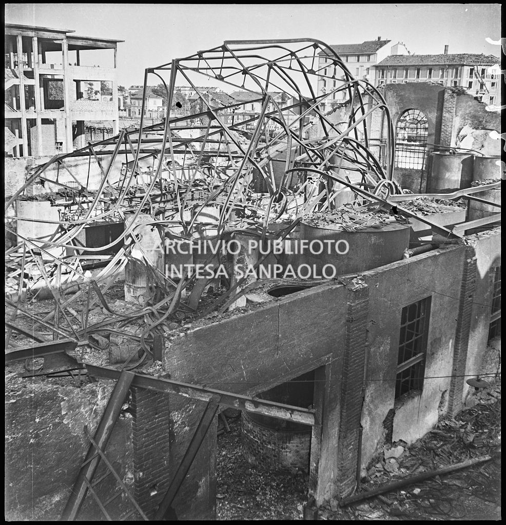 Bombardamenti. Montecatini. Via Tortona