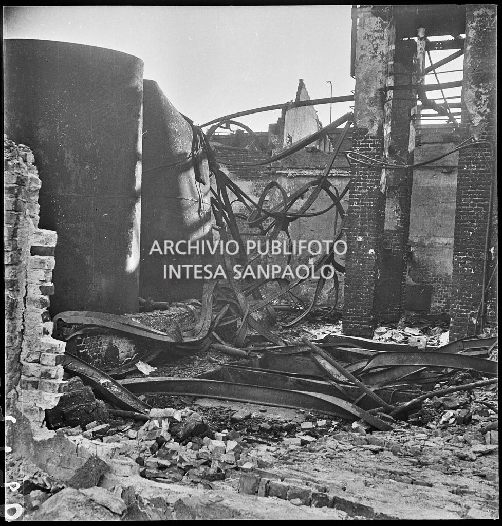 Bombardamenti. Montecatini. Via Tortona