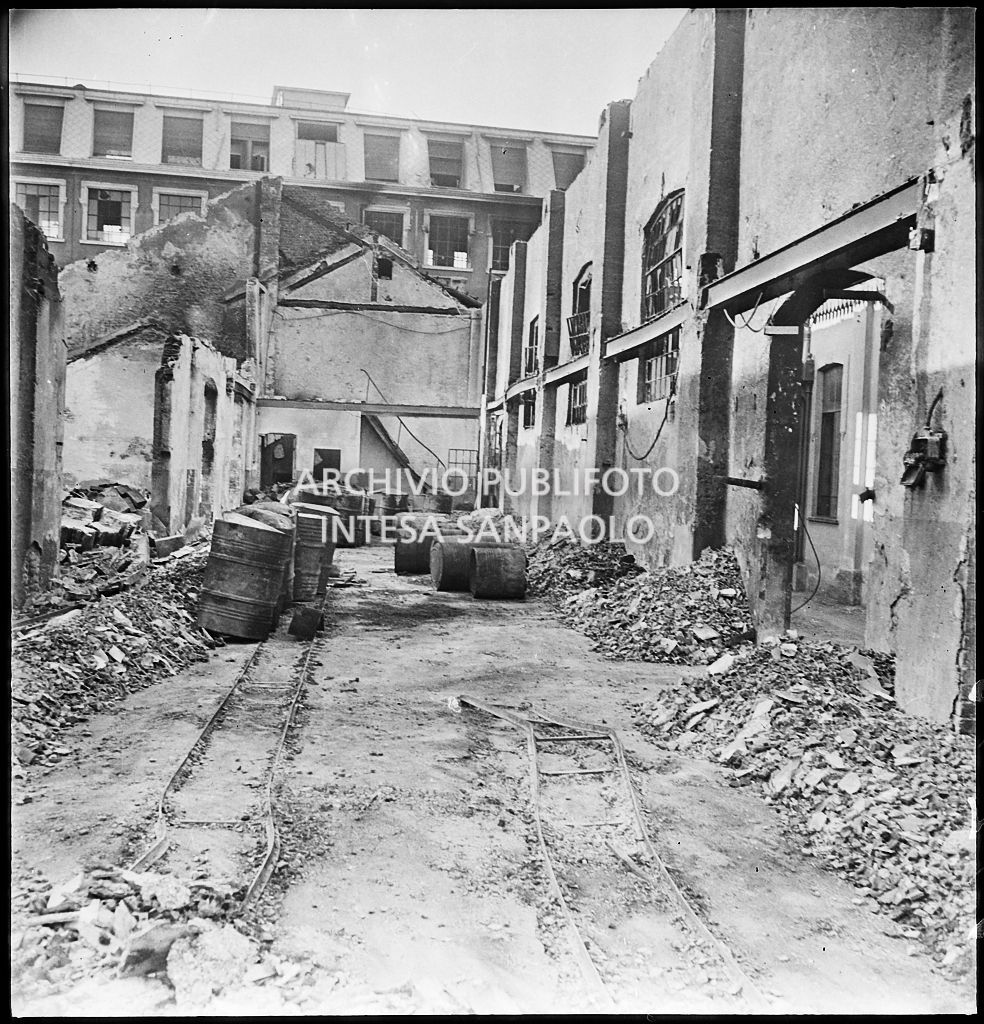Bombardamenti. Montecatini. Via Tortona