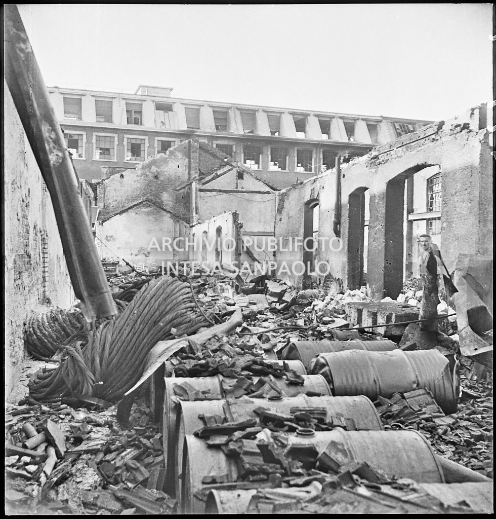 Bombardamenti. Montecatini. Via Tortona