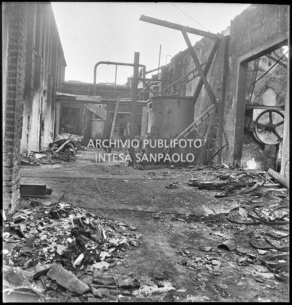 Bombardamenti. Montecatini. Via Tortona