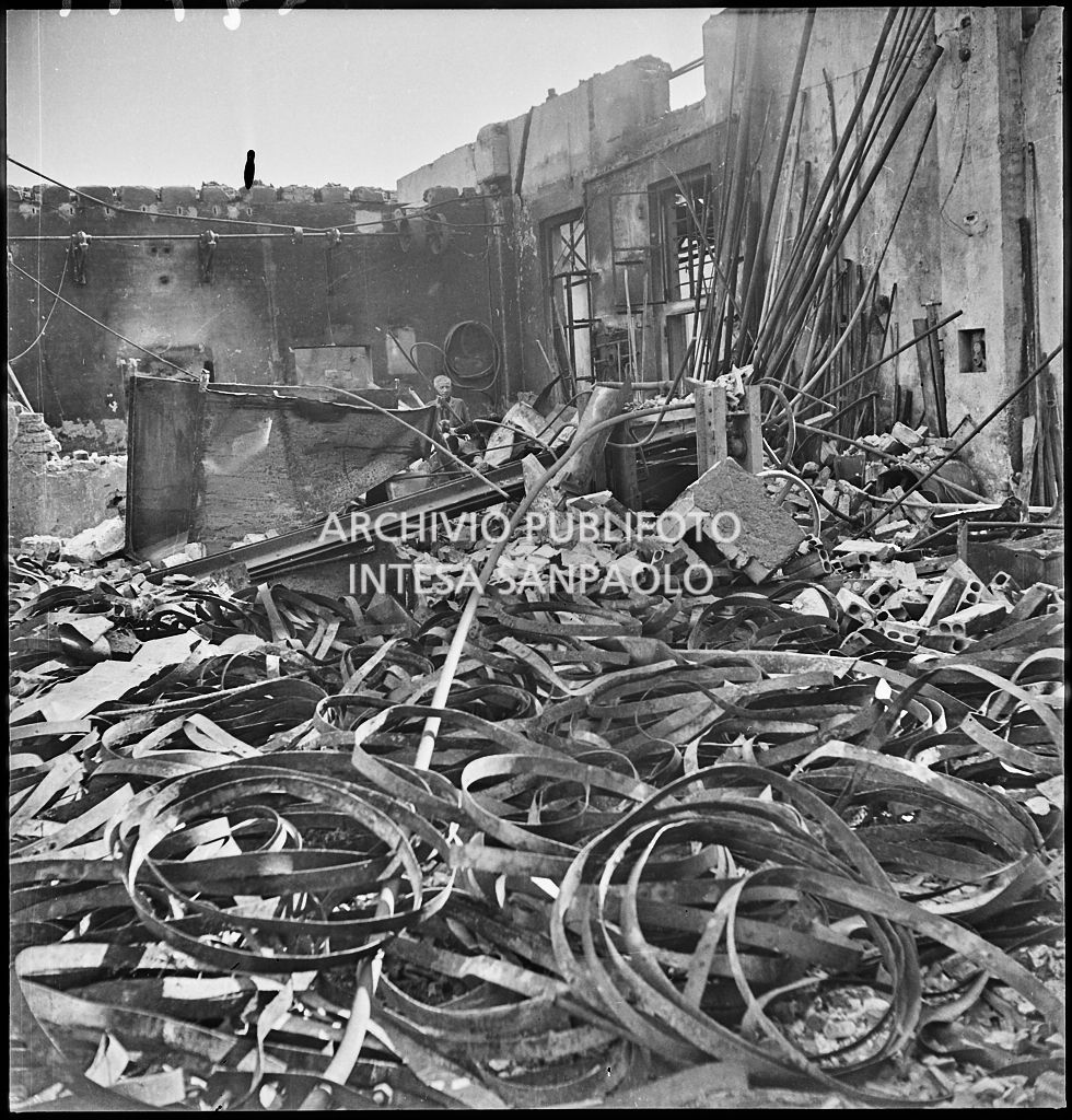 Bombardamenti. Montecatini. Via Tortona