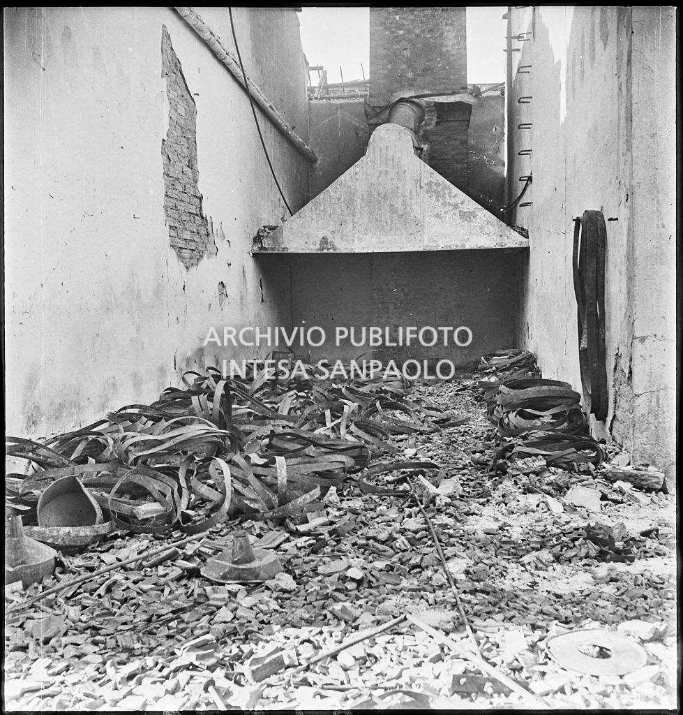 Bombardamenti. Montecatini. Via Tortona