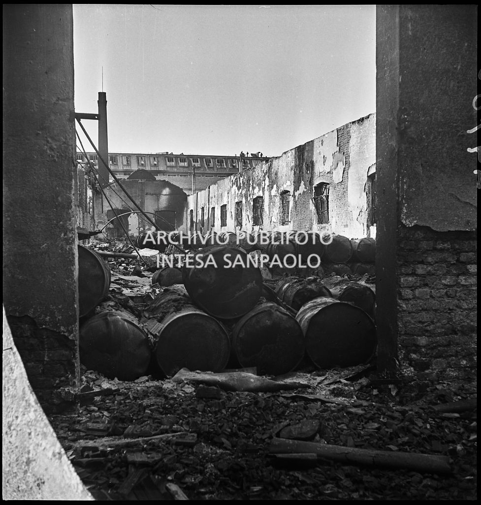 Bombardamenti. Montecatini. Via Tortona