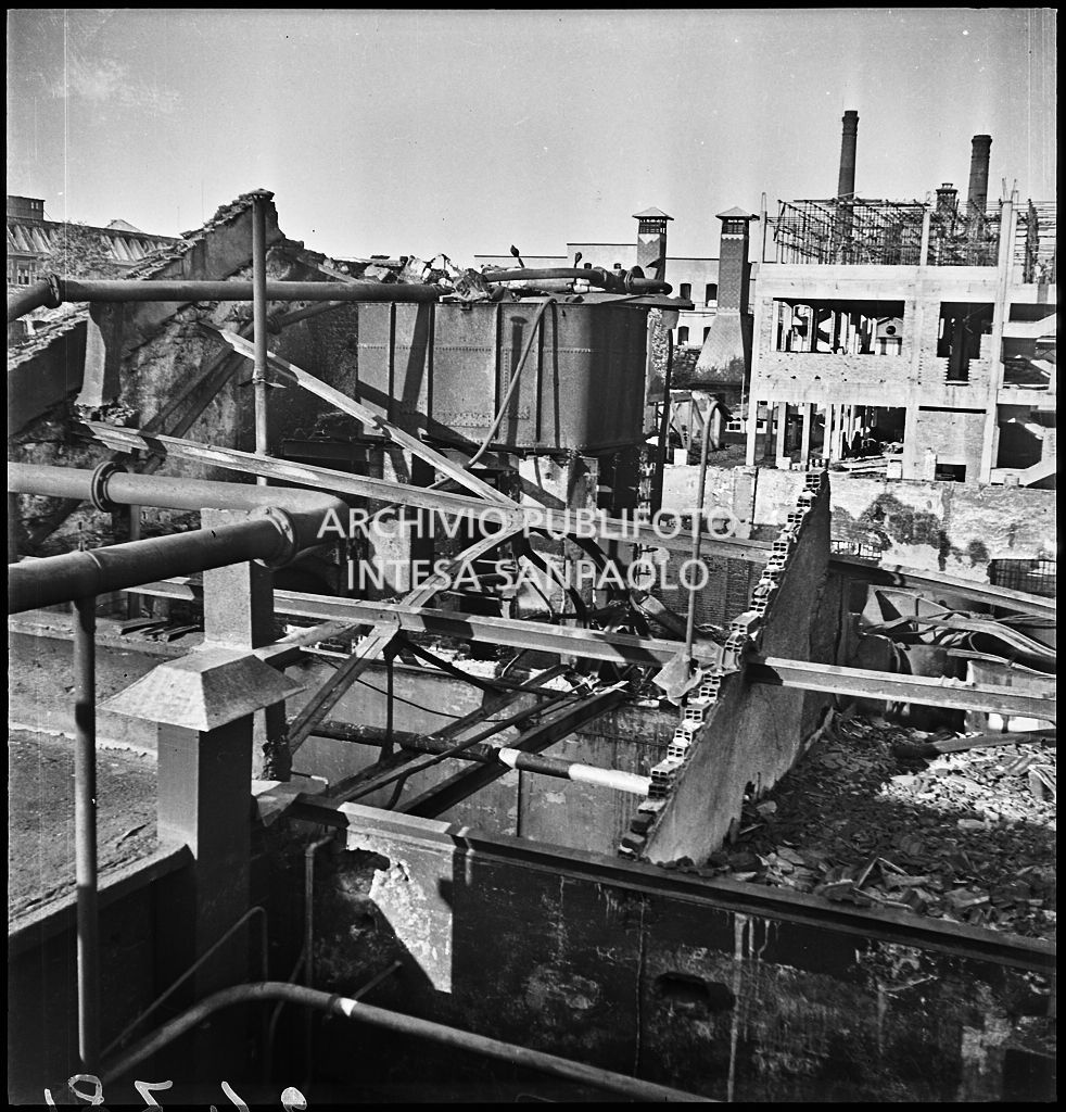 Bombardamenti. Montecatini. Via Tortona