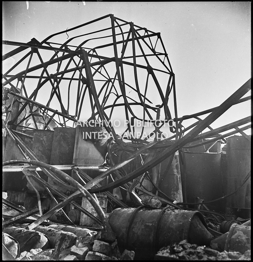 Bombardamenti. Montecatini. Via Tortona