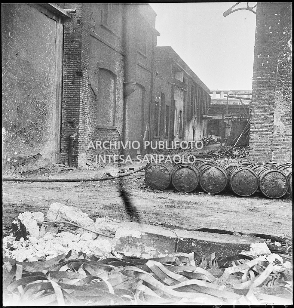 Bombardamenti. Montecatini. Via Tortona