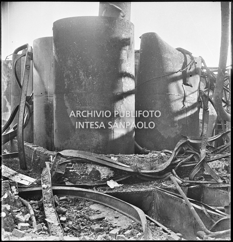 Bombardamenti. Montecatini. Via Tortona