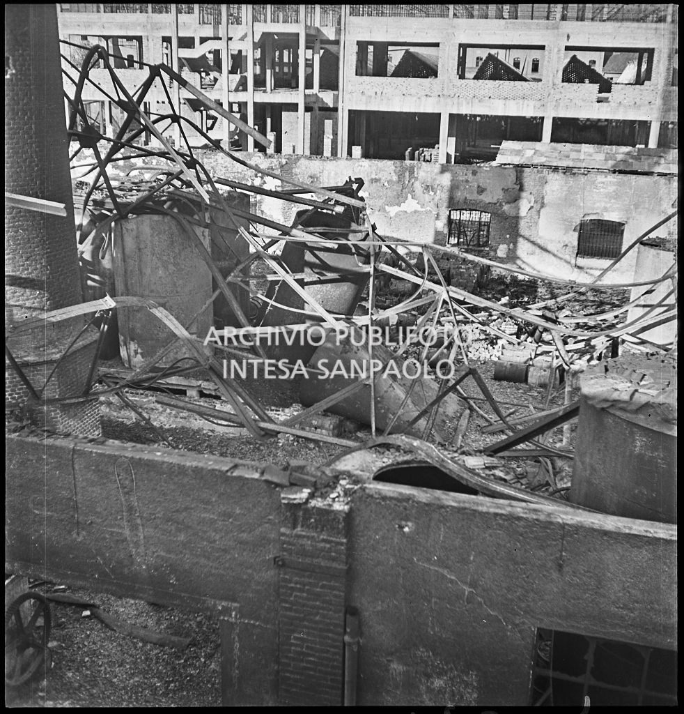 Bombardamenti. Montecatini. Via Tortona