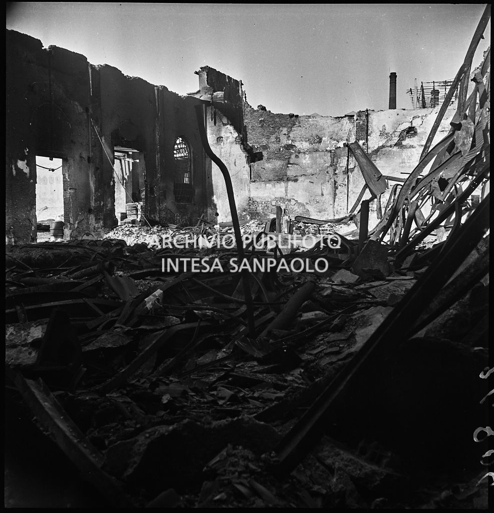 Bombardamenti. Montecatini. Via Tortona