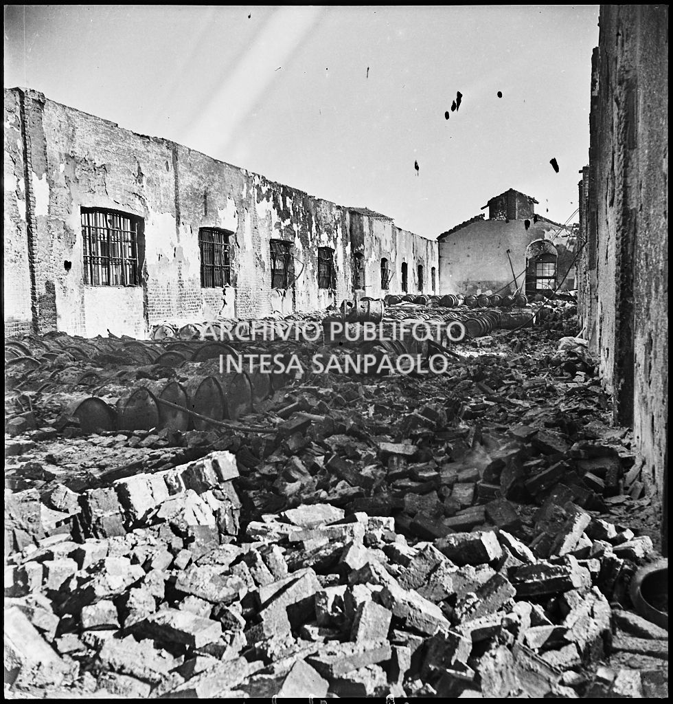 Bombardamenti. Montecatini. Via Tortona