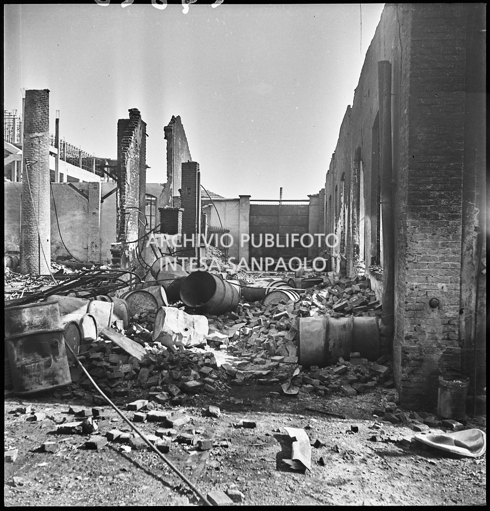 Bombardamenti. Montecatini. Via Tortona