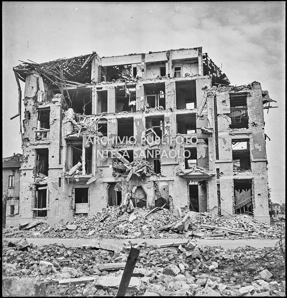 Bombardamenti. Kresling