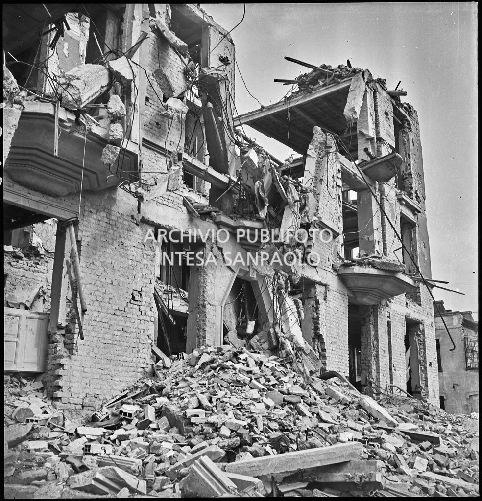 Bombardamenti. Kresling