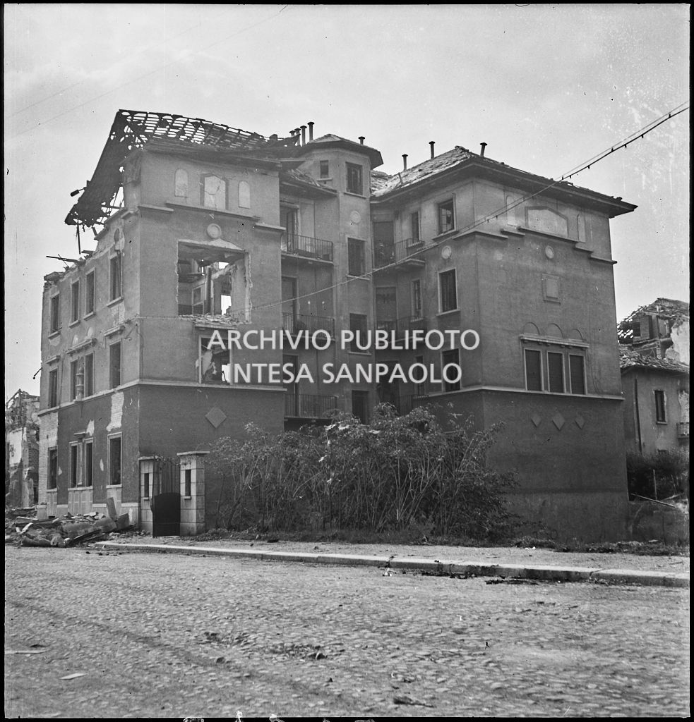 Bombardamenti. Kresling