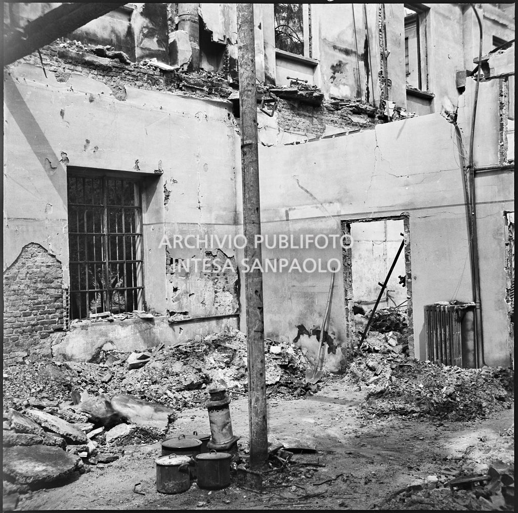 Bombardamenti. Perego