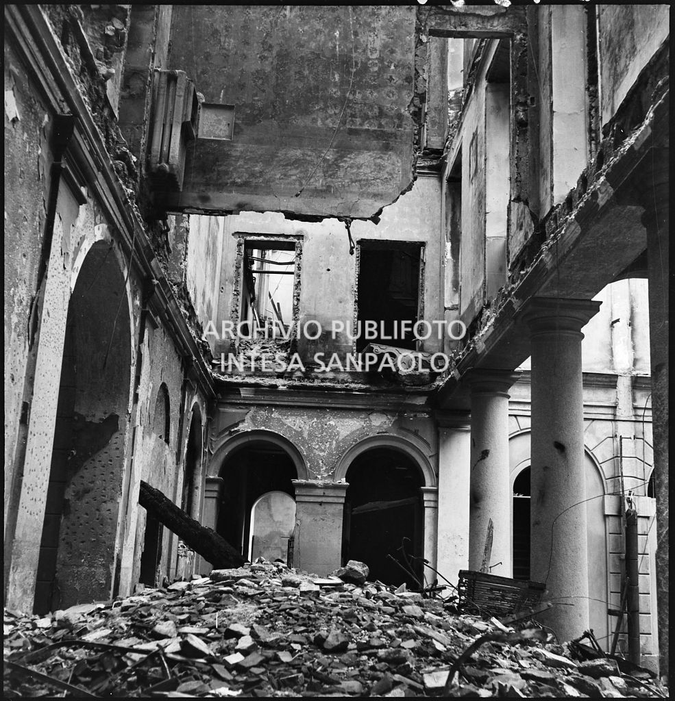 Bombardamenti. Perego