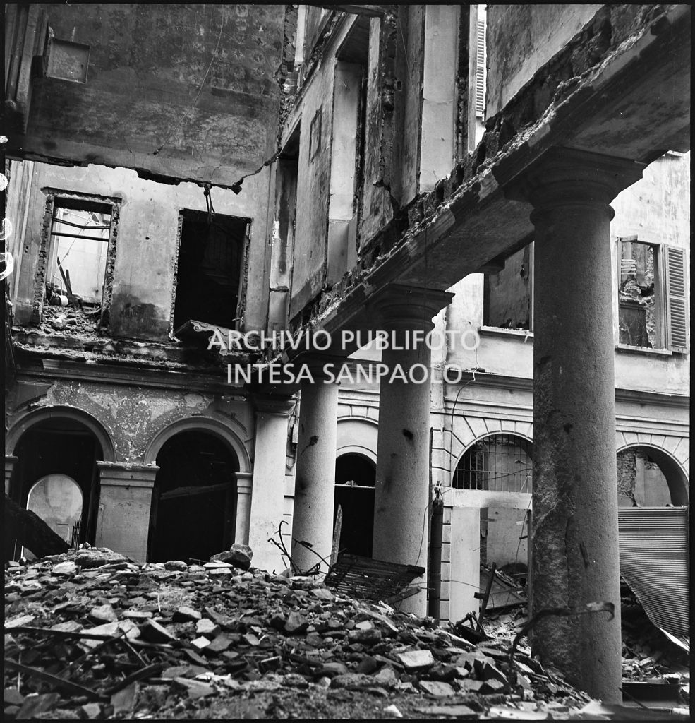 Bombardamenti. Perego