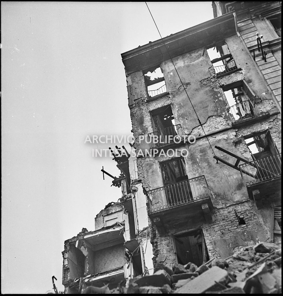 Bombardamenti. Perego