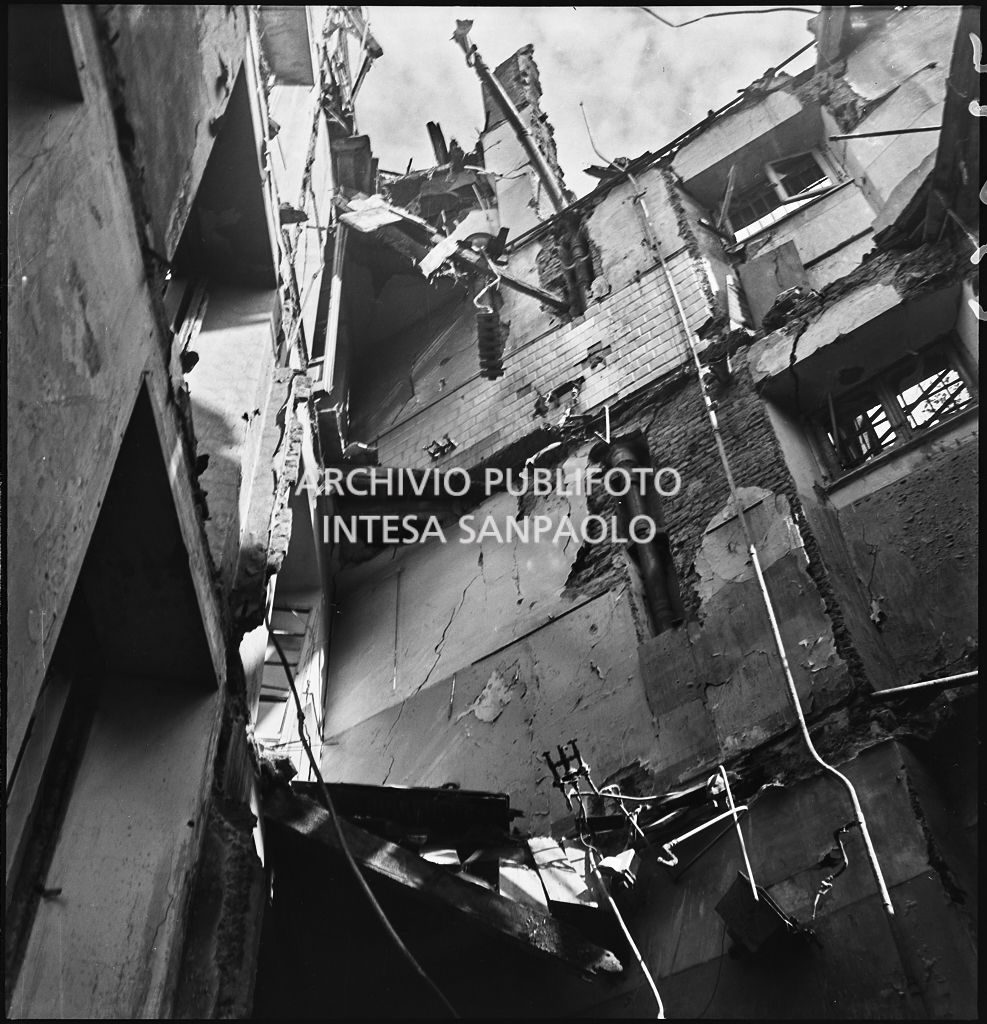 Palazzo Piantanida, in via Olmetto a Milano, distrutto dai bombardamenti