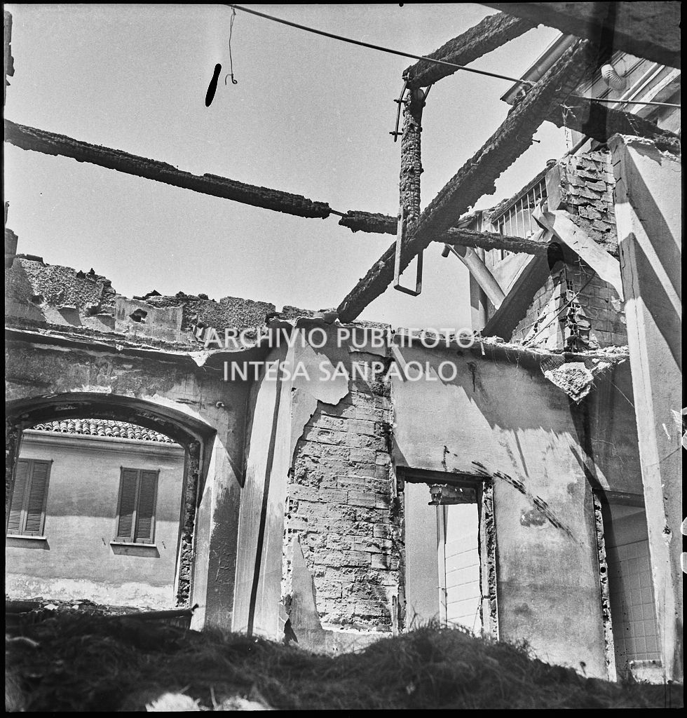 Bombardamenti. Poletti