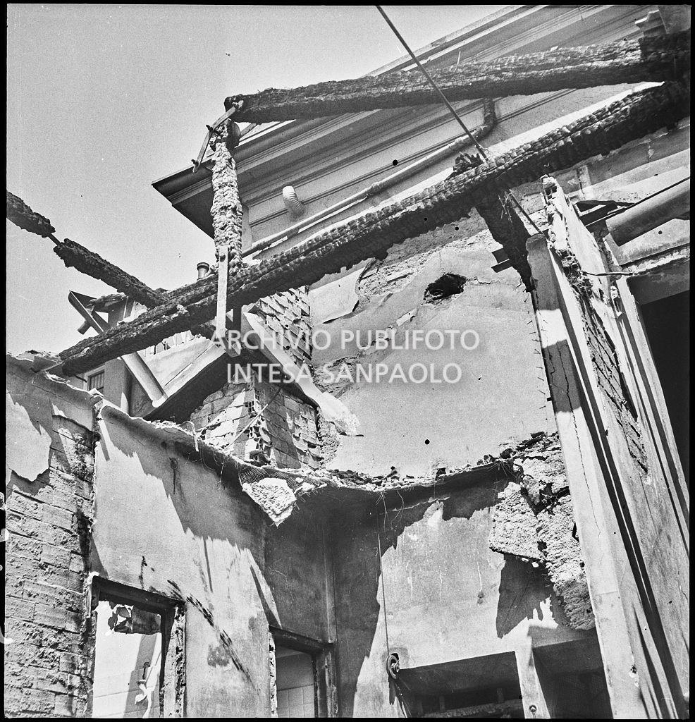 Bombardamenti. Poletti