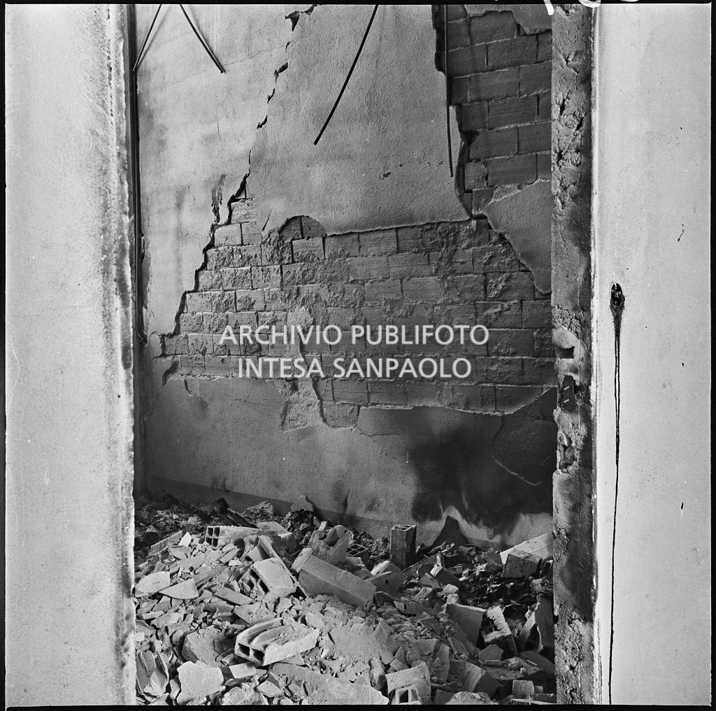 Stabilimento della Società anonima lavorazioni industriali (SALFI), in via Riccardo Pitteri a Milano, distrutto dai bombardamenti