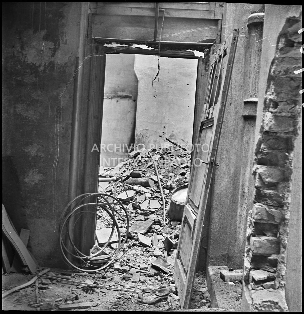 Sede della impresa Sacchi e Savio, in via Solferino 40 a Milano, che era attiva nel settore delle biciclette e motociclette, distrutta dai bombardamenti