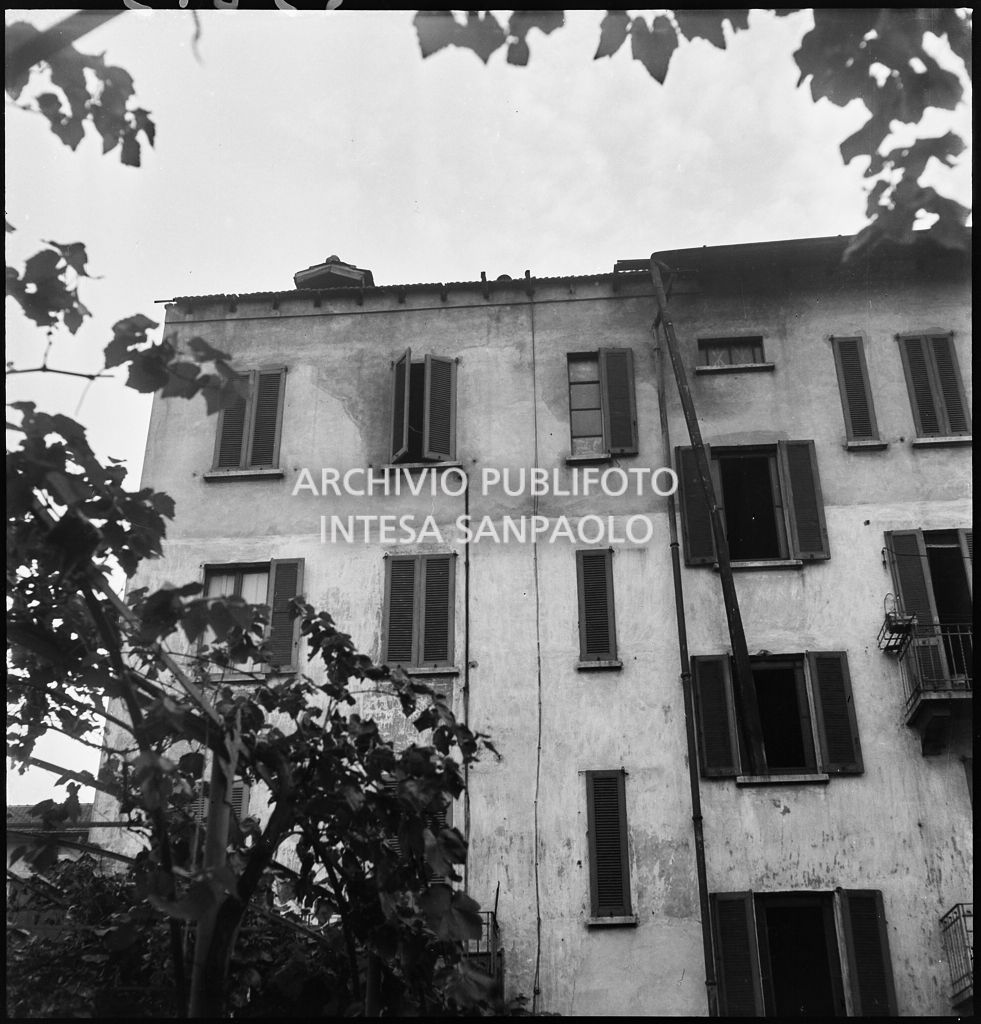 Bombardamenti. Tansini